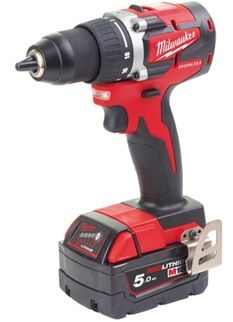 Milwaukee M18 Bürstenloser Bohrer CBLDD-0 , mit Ladegerät, 2x 5A akku, ohne koffer